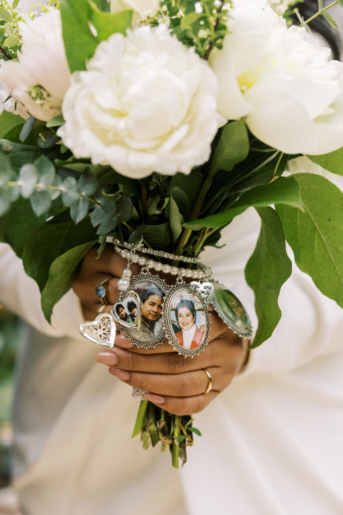 Documentary style wedding photography at Canlis Restaurant Seattle