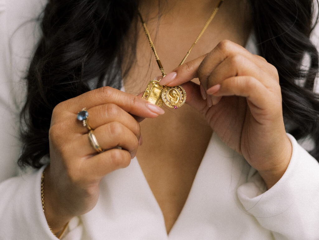 Documentary style wedding photography at Canlis Restaurant Seattle