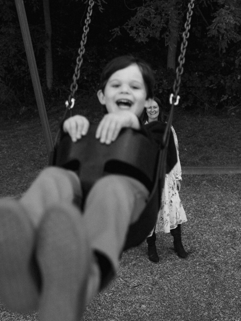 family photos at Lincoln Park in Seattle